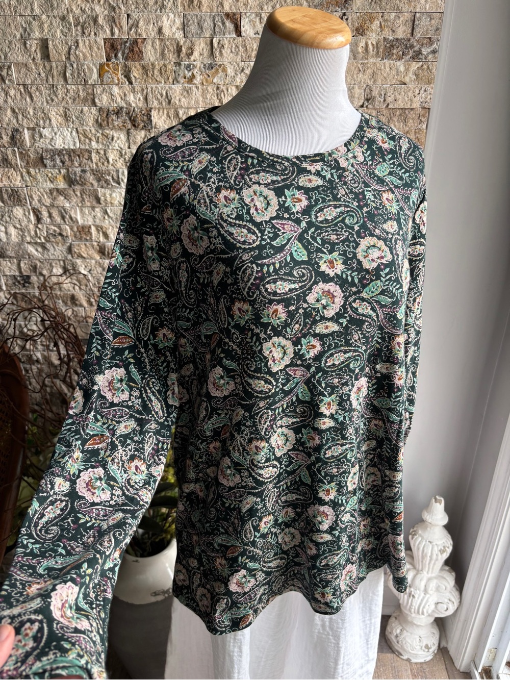 J. Jill Dark Green Paisley Floral Long Sleeve Tee